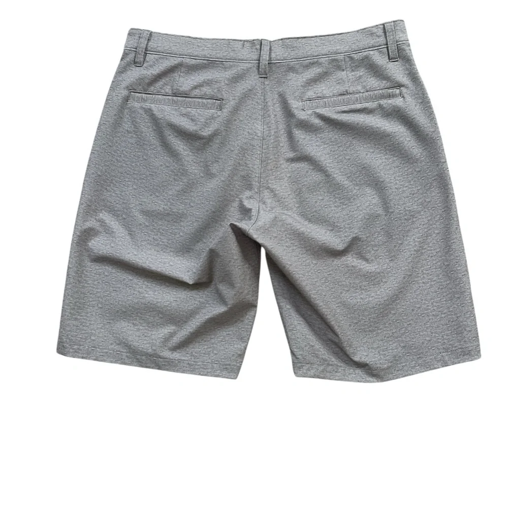 14th & Union Men’s Heather Tan‎ Grey Hybrid Shorts Size 32 NWOT